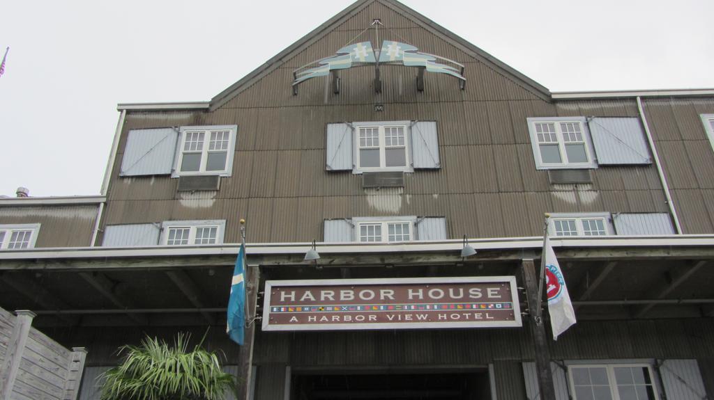 Harbor House Hotel And Marina Галвестон Экстерьер фото